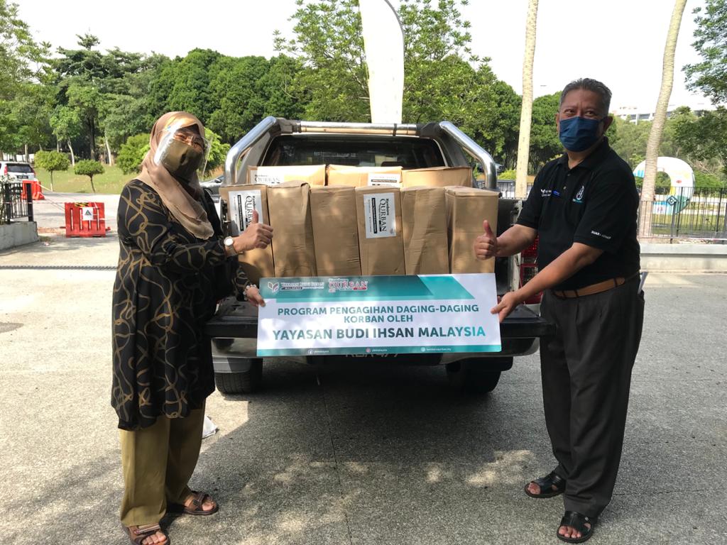 Read more about the article The Budi Ihsan Foundation of Malaysia distributed 65,000 kg of the Qurbani meat